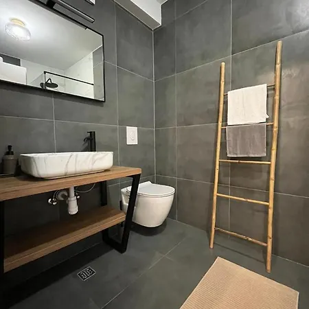 J&m Apartment *